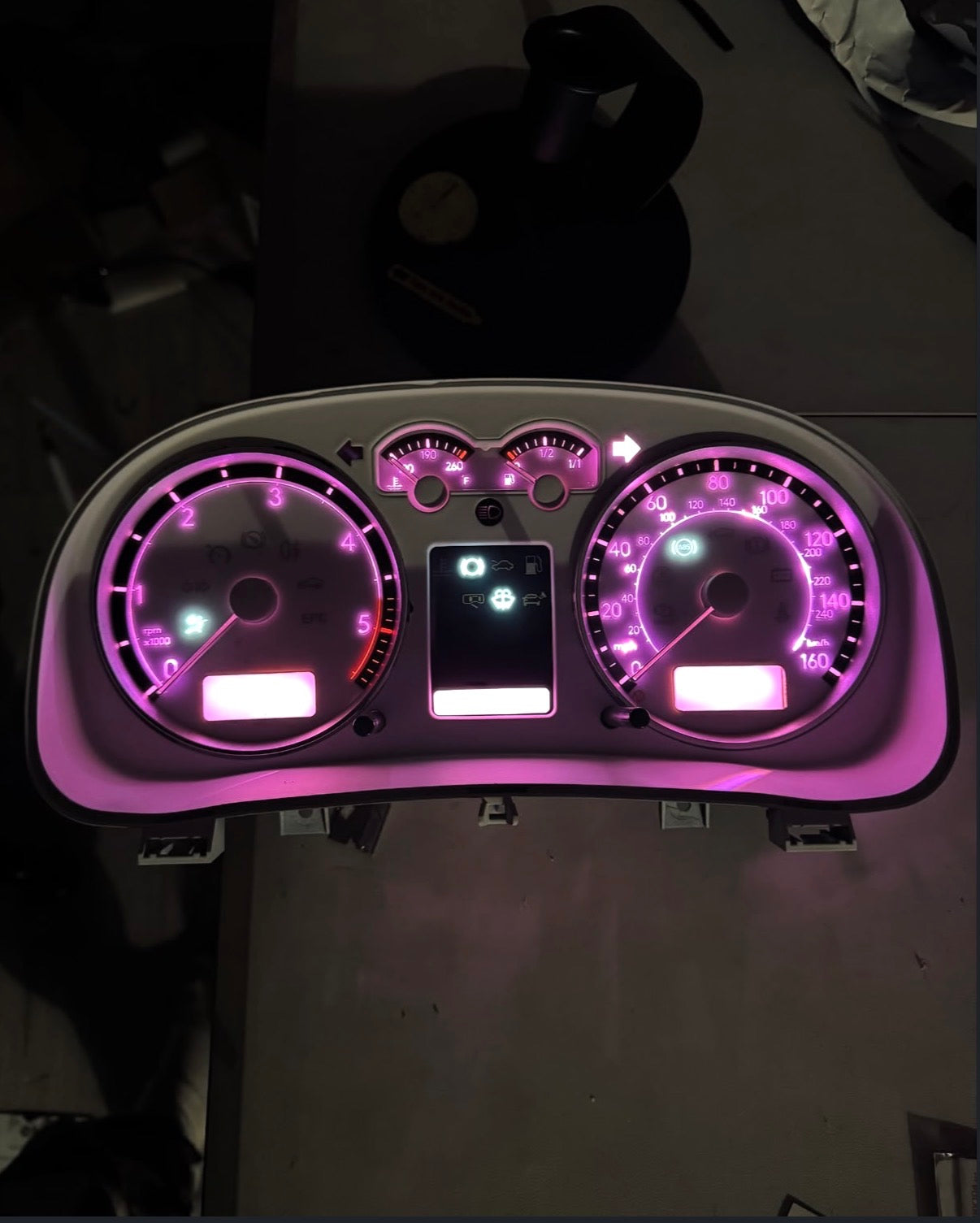 Mk4 Custom Cluster *READ DESCRIPTION/MAIL-IN SERVICE*